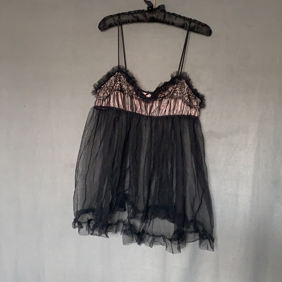 NWOT Gorgeous Victoria secret lingerie piece - Picture 2 of 13